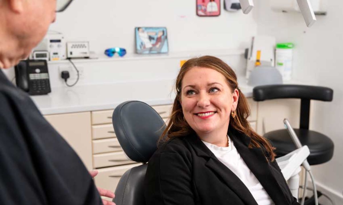 Cosmetic Dentist